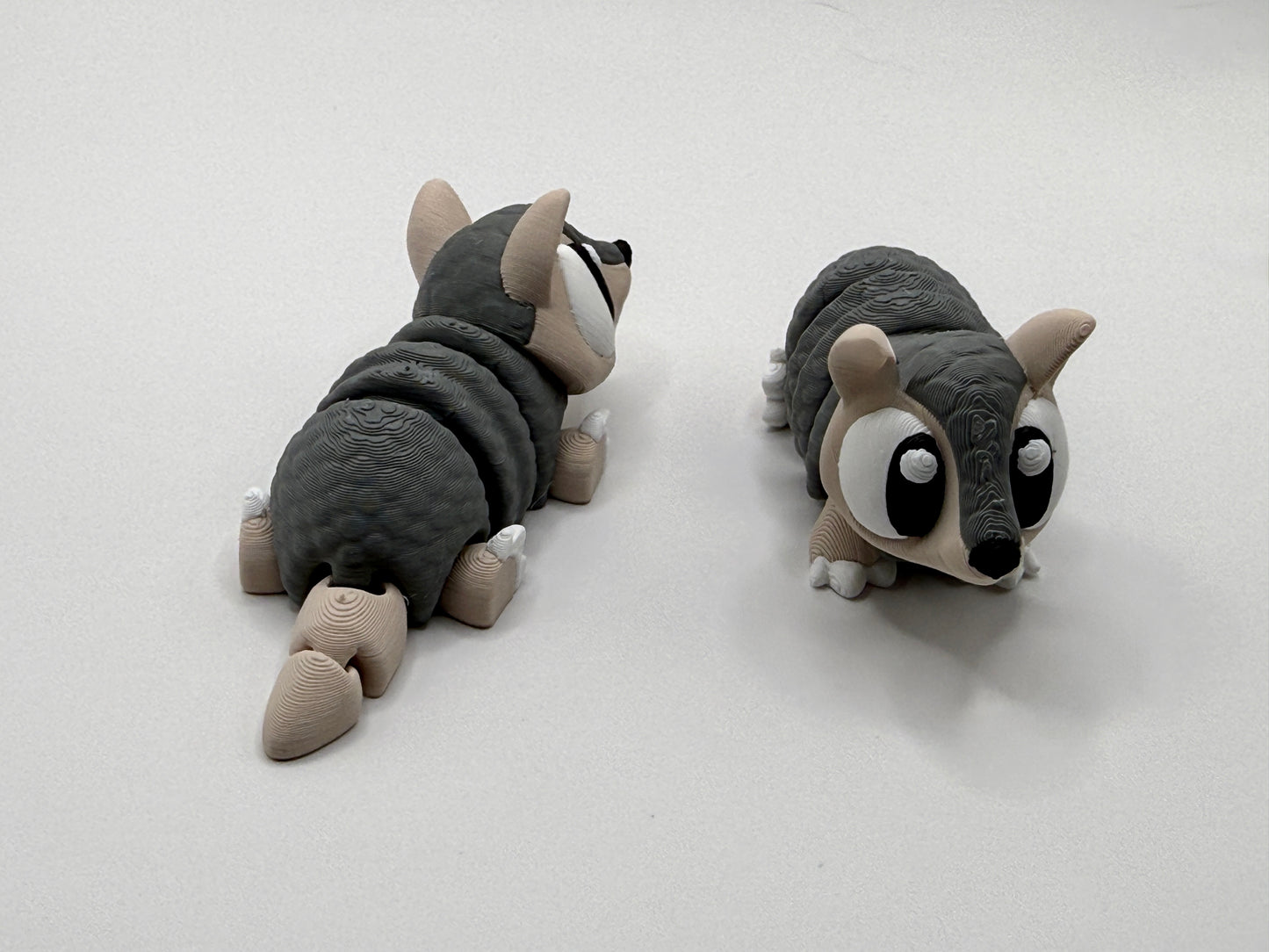 Prairie Pals Armadillo 3D printed mini animal toy
Small articulated armadillo fidget toy made from PLA
Prairie Pals Armadillo toy made in Oklahoma
Realistic color 3D printed armadillo collectible
Small 3D printed animal lover gift Prairie Pals Armadillo